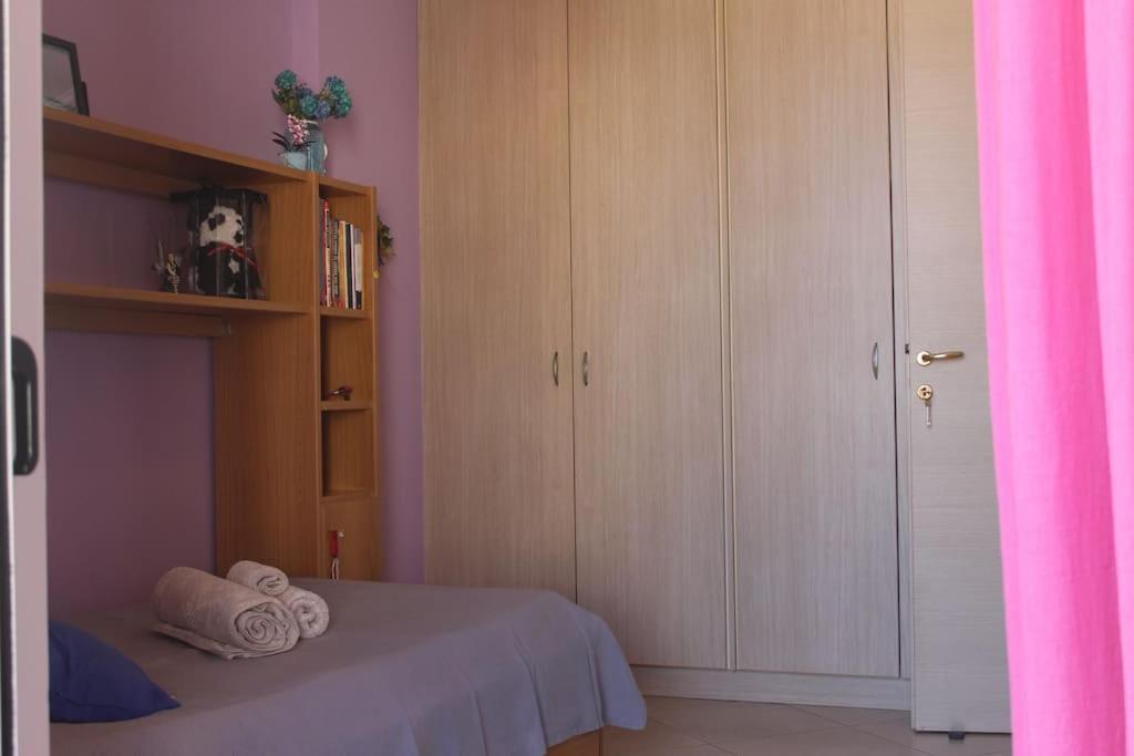 Maria'S Airport Apartment Koropion Exterior photo